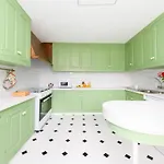 וילה Home2book Colonial House In Center *