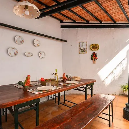 Casa Colonial En El Casco Histórico De Villa